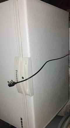 WAVES DEEP FREEZER