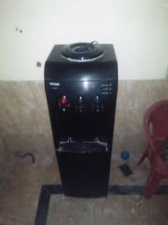 water dispenser for sale in good condition all working no any fault