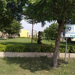 150ft Main Boulevard Facing Roundabout Commercial Plot For Sale