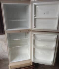 Pell Refrigerator