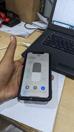 I phone 11 Black 64Gb 10/9.5
