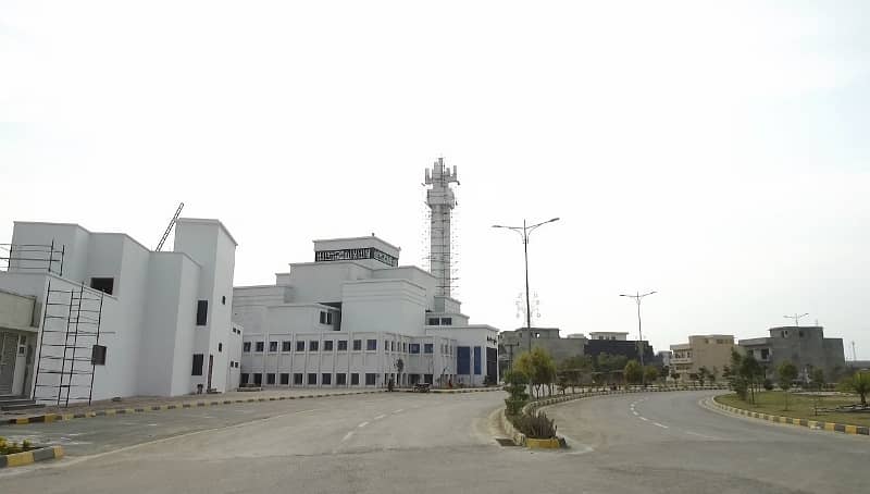 Prime Location Residential Plot Is Available For Sale In Faisal Town Phase 1 - Block C 8