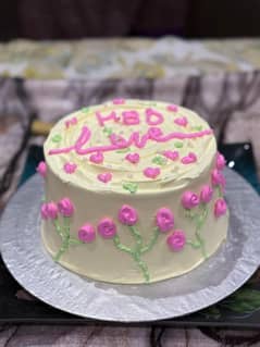 Fresh cream cake