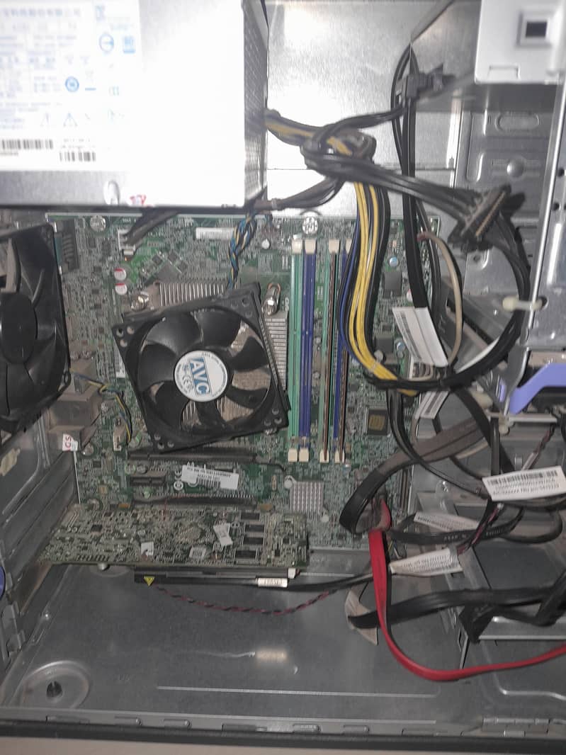 Desktop computer in good condition with a reliable power supply 0