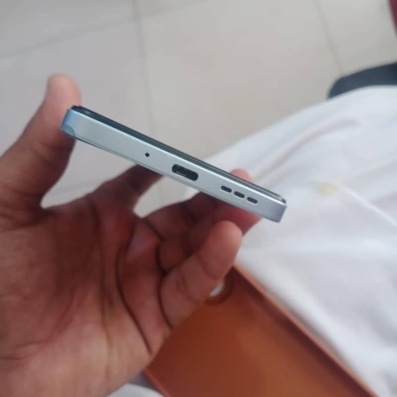 redmi 13c 8 plus 8gb ram 256gb memory with box exchnage posible 2