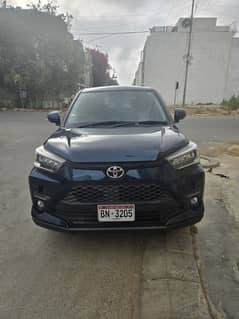 Toyota Raize Z pkg 20 model 25 import and registered