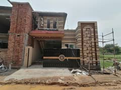 Prime Location House Of 5 Marla Available For sale In Snober City