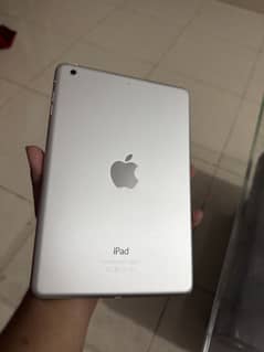 IPad Mini 2 pura seald peice genuine