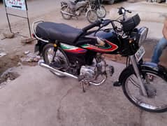 CD 70cc honda  model  2018 Karachi number