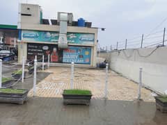food or pizza place to rent or sale