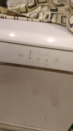 Samsung Dishwasher with Powerful Wash, Quiet & Energy Efficient