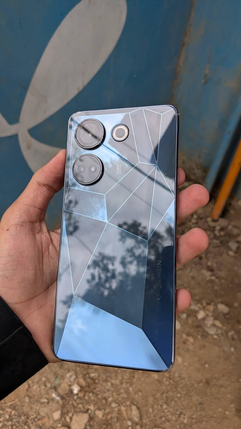 Tecno common20 condition10/10 rem8/memory256 0