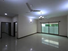 375 Square Yards House In Cantt Of Karachi Is Available For sale