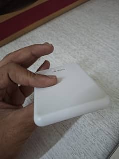 Infnix Hote 40 pro plus Original wireless Charger.