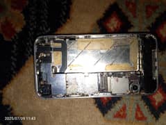 Sirf parts available hain battery nhi hai  LCD ki chip tuti hui hai