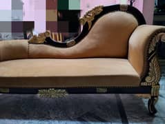Dewan sofa