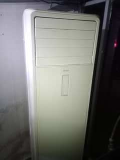 2 ton flour standing  Ac like new