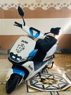 Ramza M8 Heavy Scooty