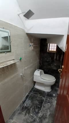 5 Marla upper portion available for rent in jubilee Town Lahore