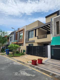 5 marla Double Story Used House Available For Sale Bahria Nasheman Lahore