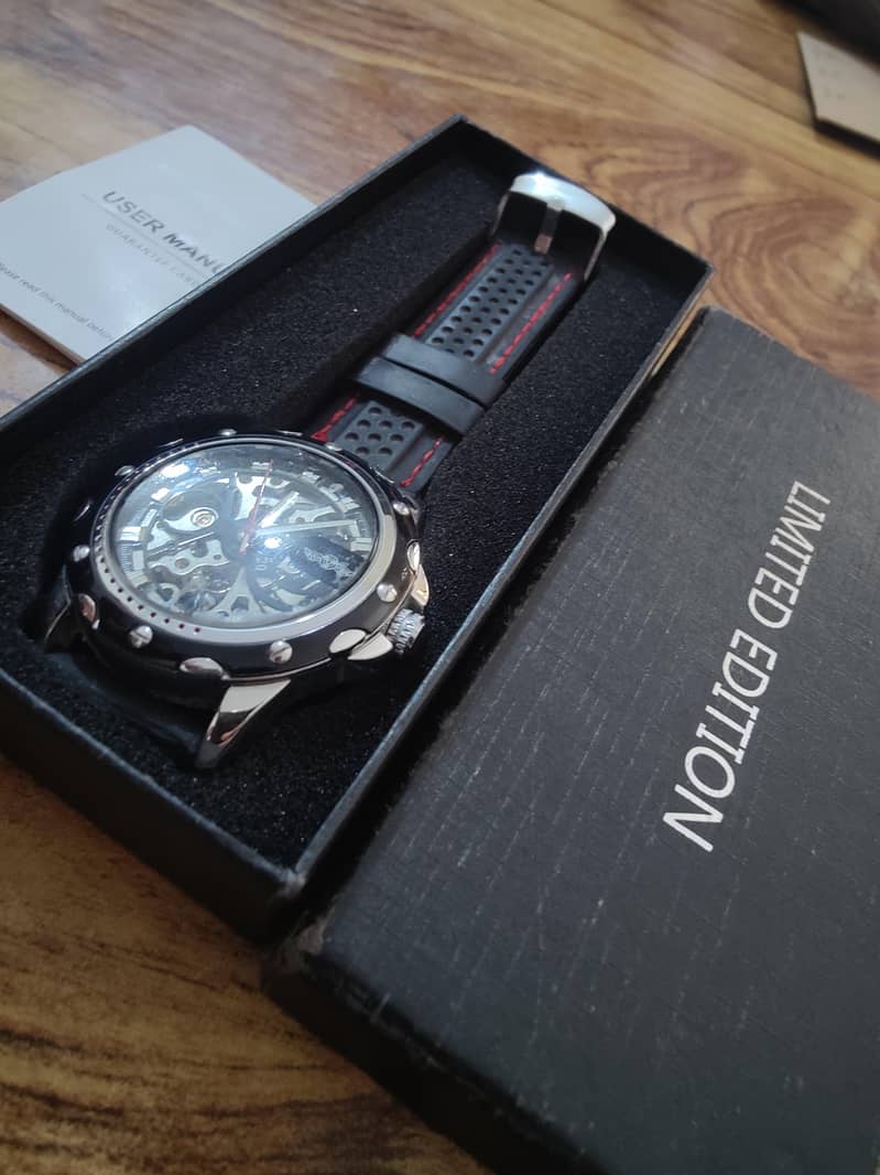 Automatic (Self Winding) Watch 0