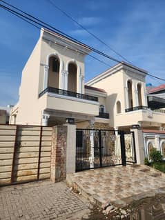 10 Marla Duplex Houses Available For Sale Near Emporium Mall In Johar Town