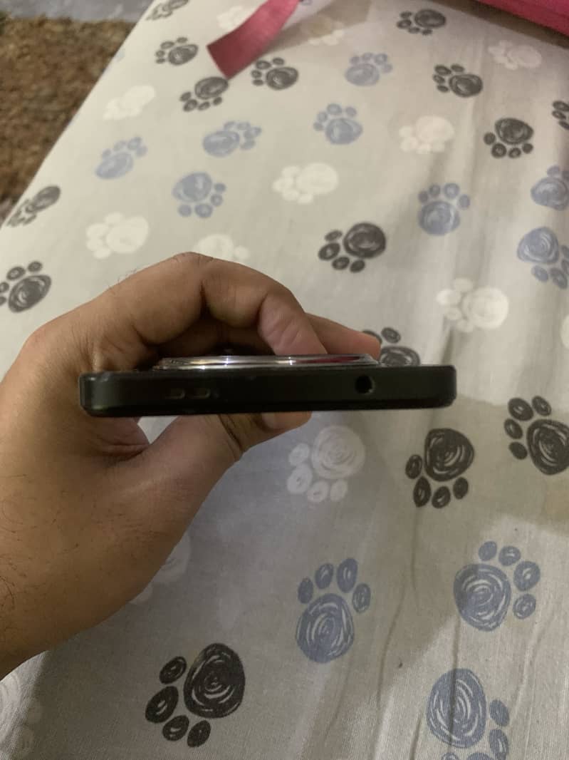 Redmi A3 10/10 condition 7