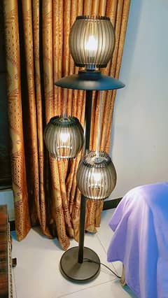 floor lamp