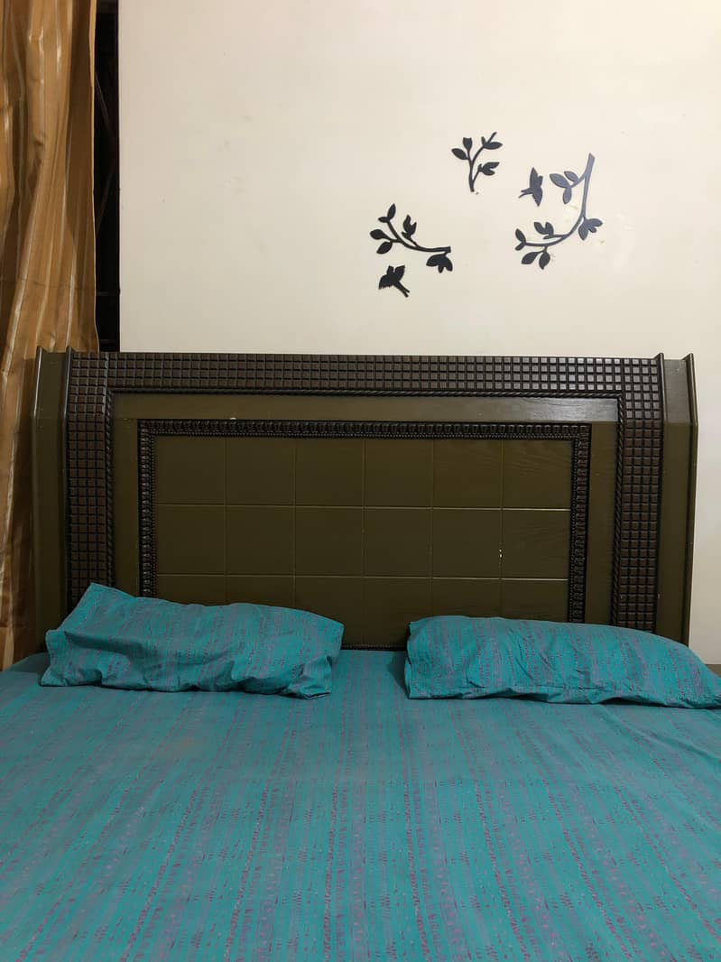 With dressing and side tables full set with spring mattress 4