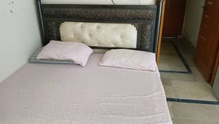 Bed for sale with side tables and dressing table
