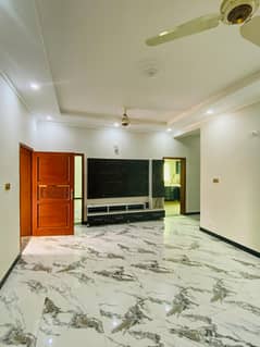 Gulberg Residencia block L 10 Marla Portion Available for rent