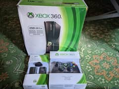 Xbox 360 e Ultra Slim first hand Used only