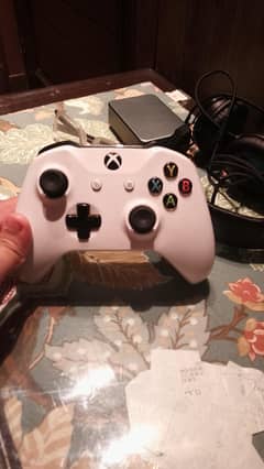 Xbox one s controller