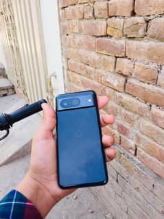 Google Pixel 8