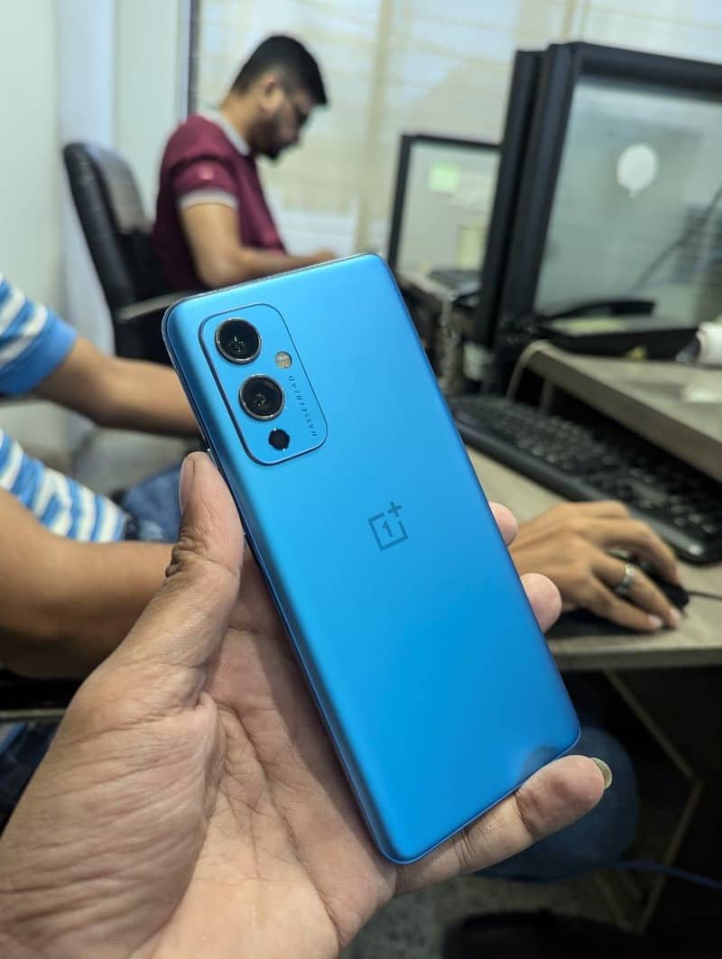 ONE PLUS 9 12/256 PTA APPROVED PANEL line exchange possible 0