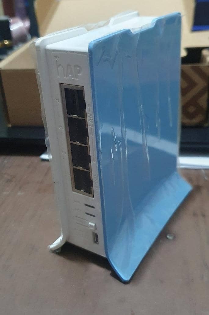 MikroTik RB941-2nD-TC hAP Lite 1