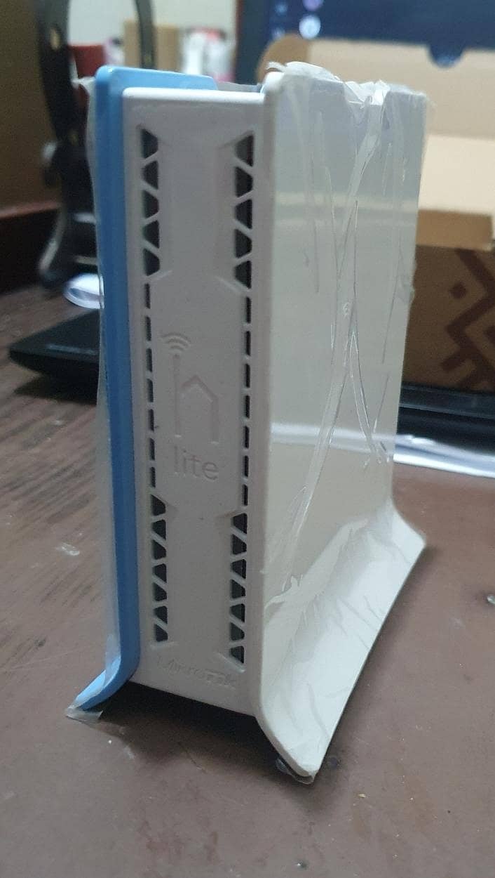 MikroTik RB941-2nD-TC hAP Lite 3