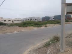 Plot 600 square yards Available Beach Street in phase 8 DHA