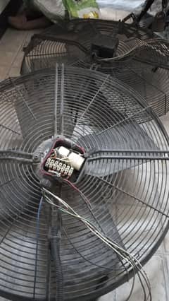2 Chiller Fans 3 phase