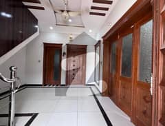 4 MARLA 25X40 LUXURY HOUSE FOR RENT PRIME LOCATION G-13 ISB. G-13