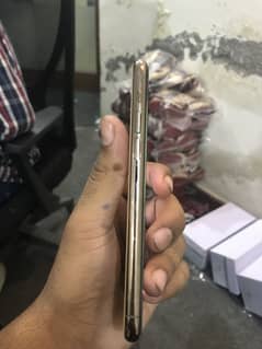 Iphone 11 pro water packed non pta