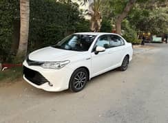 Toyota Corolla Axio x