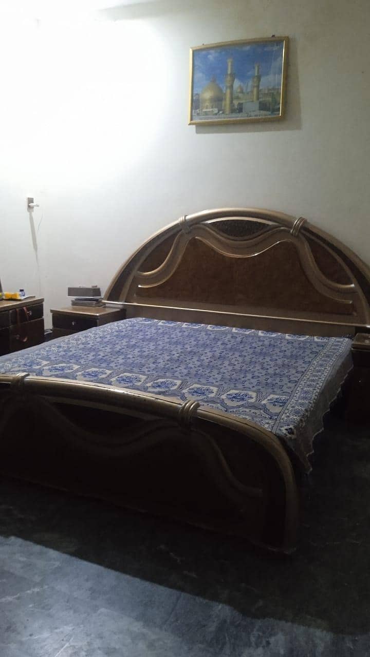 Double Bed Set, Side Tables and Dressing Table 3