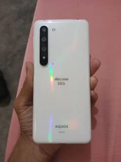AQUOS R5 12 256 GB all ok