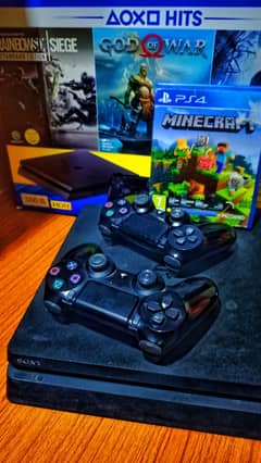PS4 Slim 500GB with Original Controller – Perfect Condition