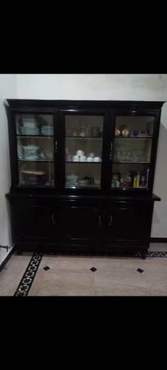 kitchenware items