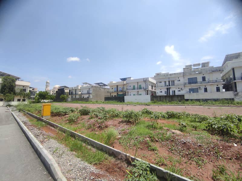 Bahria Enclave Sector C3 Open Form No Transfer Fee Plot for Sale Top Location 7