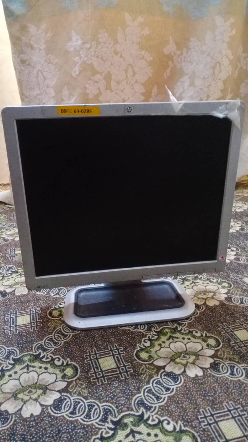 core i5 3rd generation Pc with 8gb ram condition 8/10 with LCD and key 3