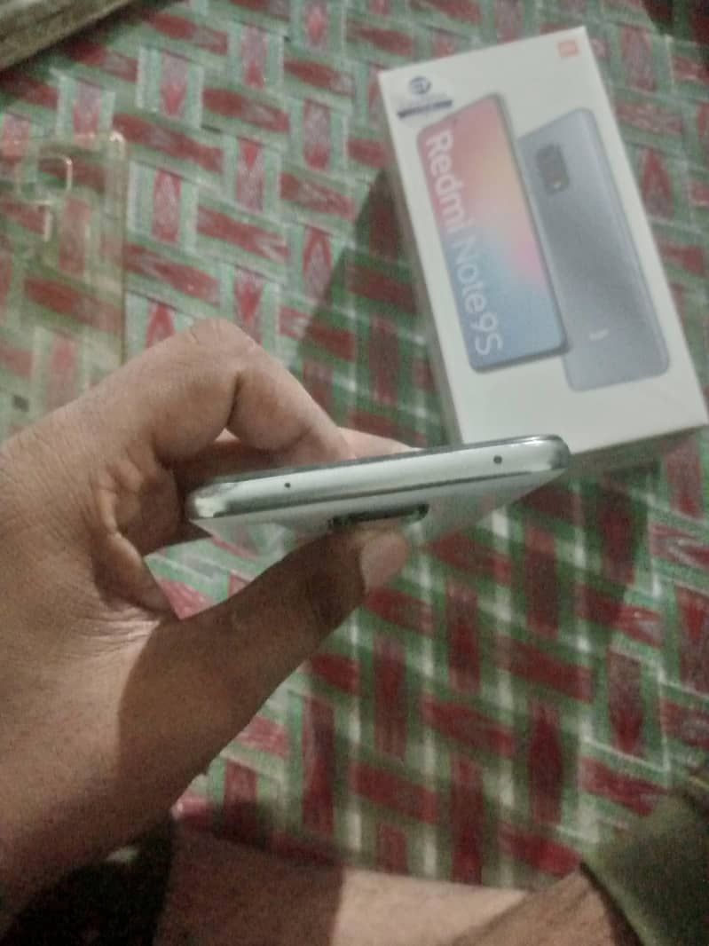 Redmi note 9s 10/10 condition with box 5