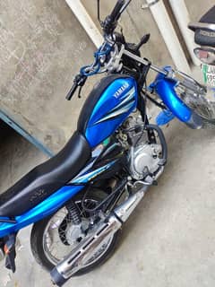 Yamaha YBR 125